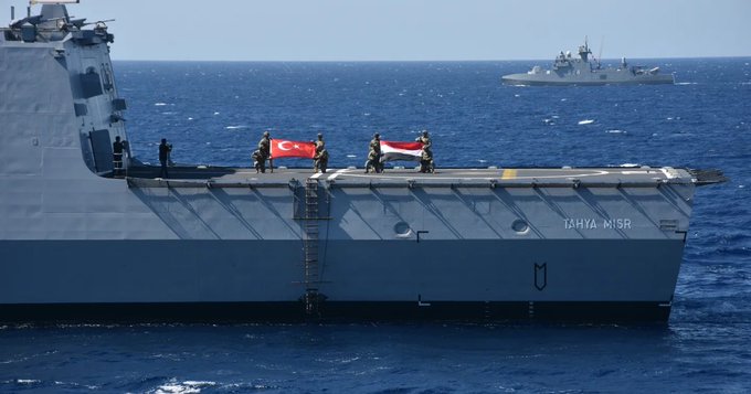 During port phase on September 22–23, the two sides conducted sessions on SAT (Underwater Offence) training, cyber defence, artificial intelligence. / AA