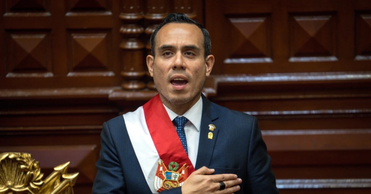 Peru’s former president of the Congress Jose Jeri, sings the national anthem after being sworn-in as the interim president in Lima, Peru, Friday, Oct. 10, 2025. (AP Photo/John Reyes)