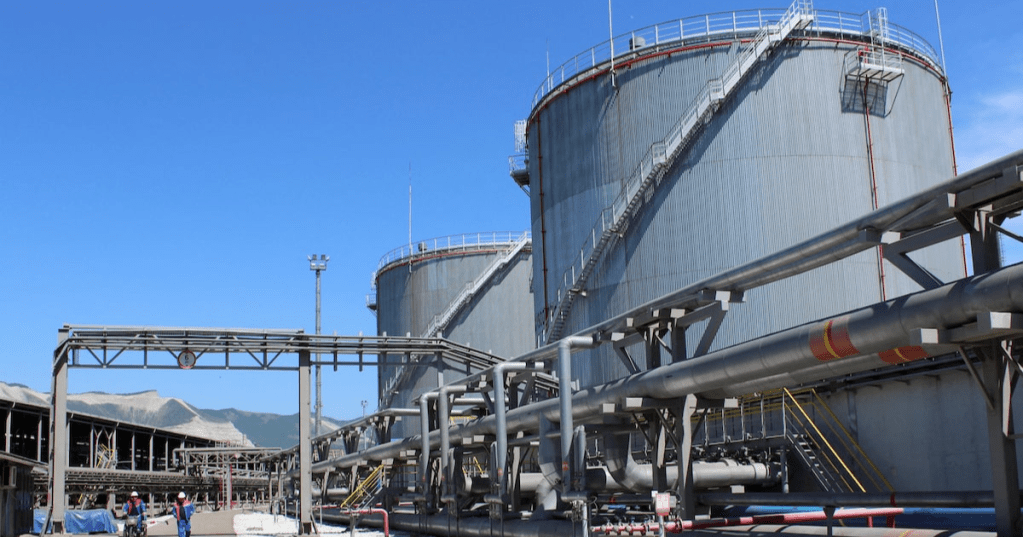 A general view shows the Novorossiysk Fuel Oil Terminal (NMT) in the Black Sea port of Novorossiisk, Russia May 30, 2018. REUTERS/Natalya Chumakova/File Photo