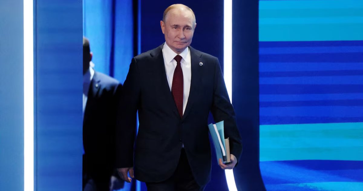 Russia's President Vladimir Putin attends an annual meeting of the Valdai Discussion Club international conference in Sochi, Russia, October 2, 2025. Sputnik/Mikhail Metzel/Pool via REUTERS
