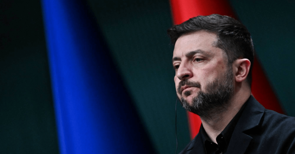 Ukraine faces choice of losing ‘dignity’ or US support, Zelenskyy warns