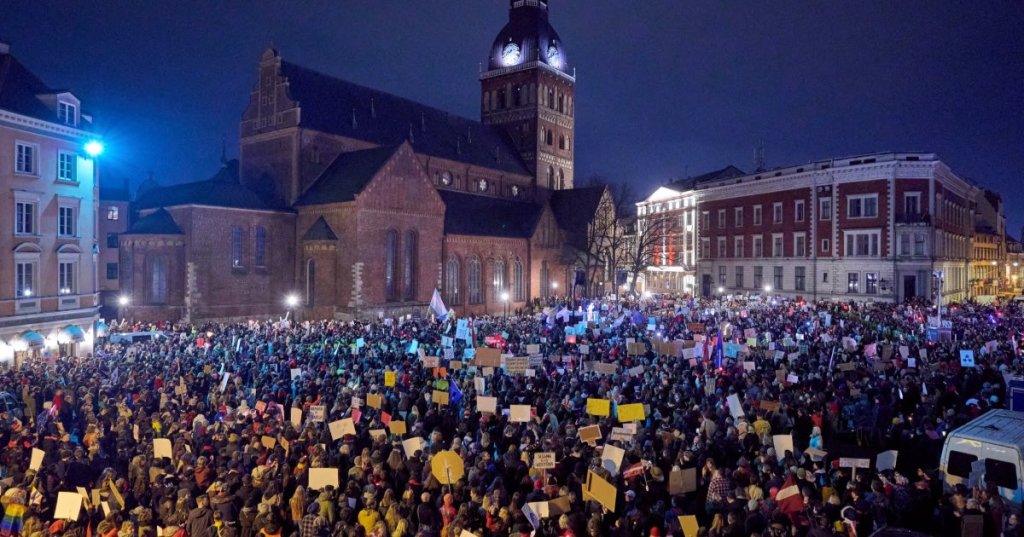 Thousands protest in Latvia against potential withdrawal from Istanbul Convention - (Photo credit. @EvikaSiliņa on X)