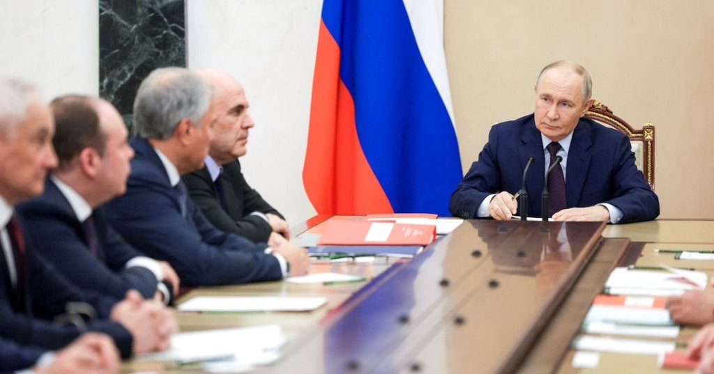 Russian President Vladimir Putin chairs a meeting with members of the Security Council in Moscow, Russia, November 5, 2025. Sputnik/Gavriil Grigorov/Pool via REUTERS