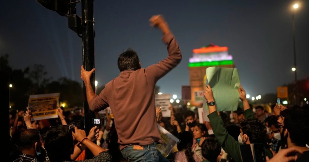 Citizens protest against what they called the government's lack of action to combat air pollution in the capital city New Delhi, India, Sunday, Nov. 9, 2025. (AP Photo/Manish Swarup) Citizens protest against what they called the government's lack of action to combat air pollution in the capital city New Delhi, India, Sunday, Nov. 9, 2025. (AP Photo/Manish Swarup)