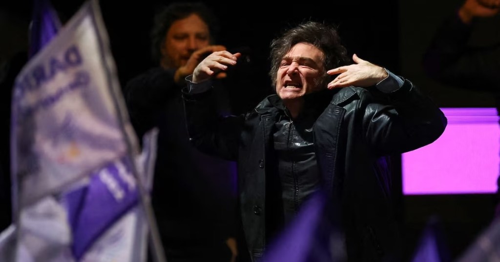Argentina’s President Javier Milei gestures during the closing campaign rally of the La Libertad Avanza party, days before the legislative elections in the province of Buenos Aires, in Moreno on the outskirts of Buenos Aires, Argentina, September 3, 2025. REUTERS/Agustin Marcarian/File Photo