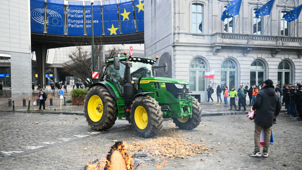 EU–Mercosur trade deal faces backlash as farmers protest in&nbsp;Brussels