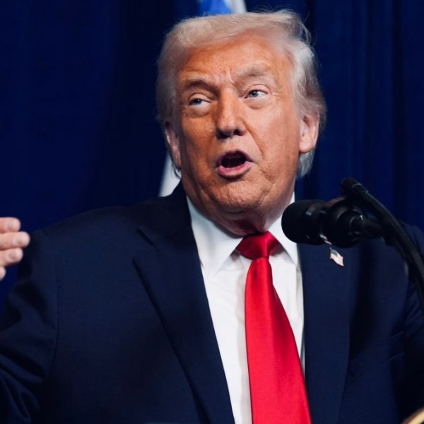 Trump warns of US response if Iran uses lethal force against&nbsp;protesters