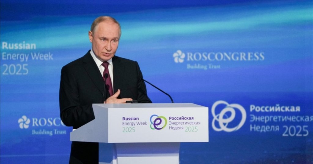 Russian President Vladimir Putin speaking at the Russian Energy Week forum in Moscow. Oct. 16 - tut0ugh via Anadolu Agency