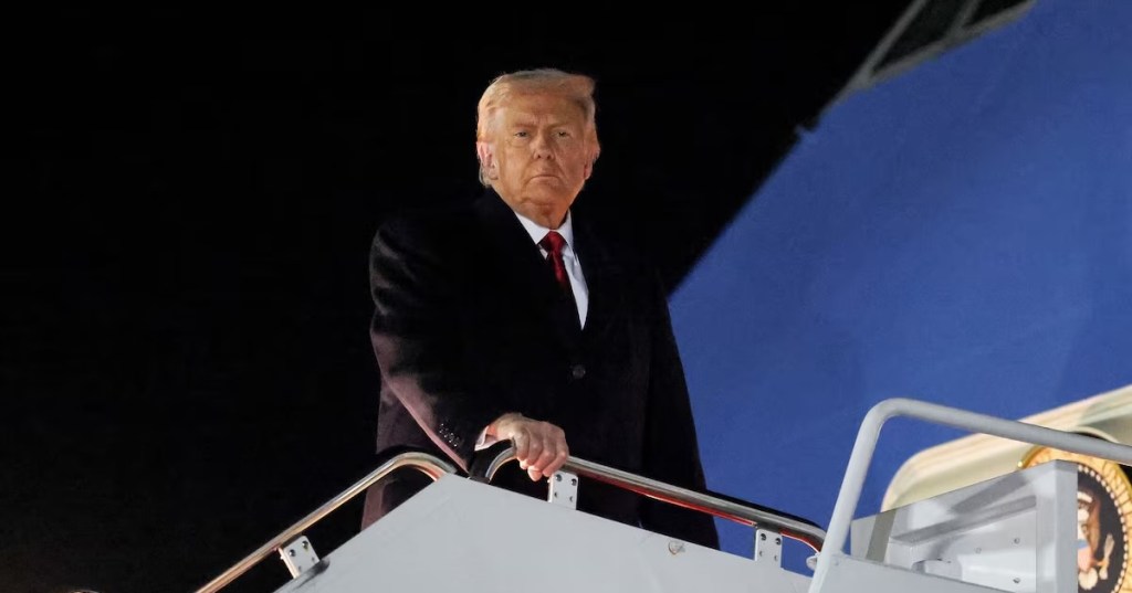 Trump embarks on Asia tour