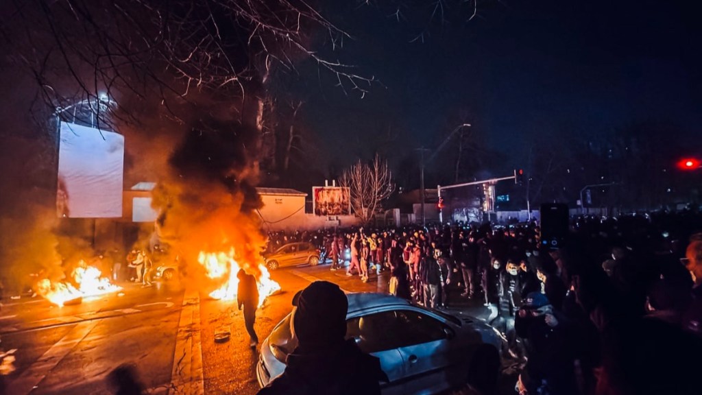 Iran’s military pledges to defend strategic infrastructure as nationwide protests&nbsp;intensify