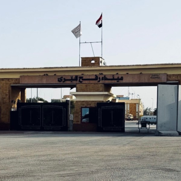 Rafah crossing partially reopens after nearly two&nbsp;years&nbsp;