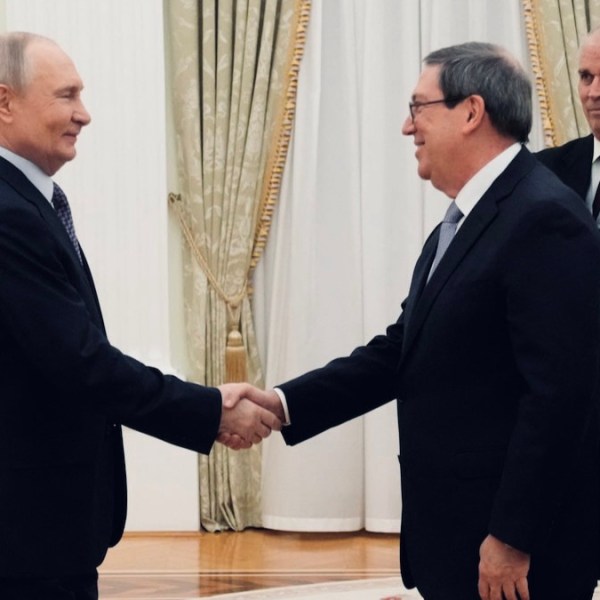 Putin meets Cuba’s foreign minister in Moscow, condemns US&nbsp;sanctions