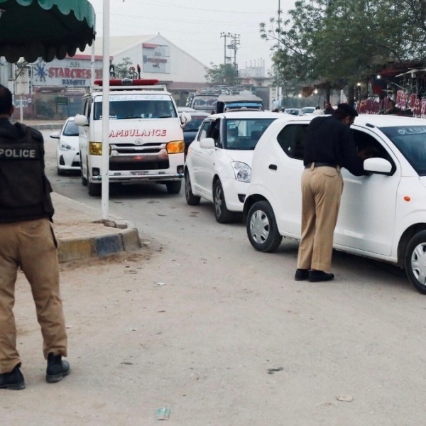 Afghanistan–Pakistan border clashes resume as Islamabad eyes US–Iran&nbsp;talks