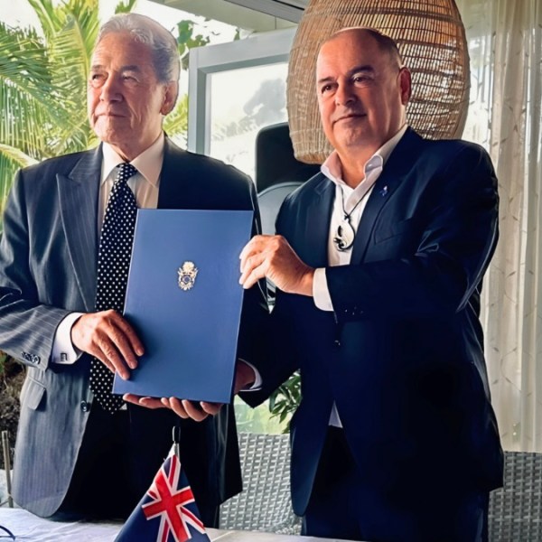 New Zealand and Cook Islands sign defence pact after China-related&nbsp;dispute