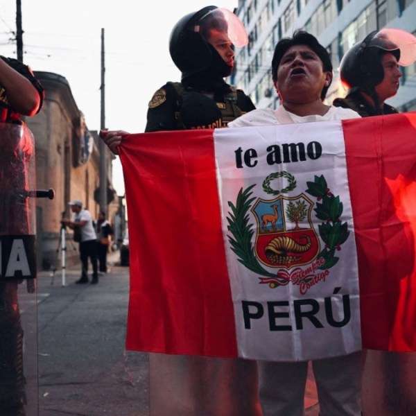 Peru’s Keiko Fujimori leads fragmented election race amid disrupted voting&nbsp;process