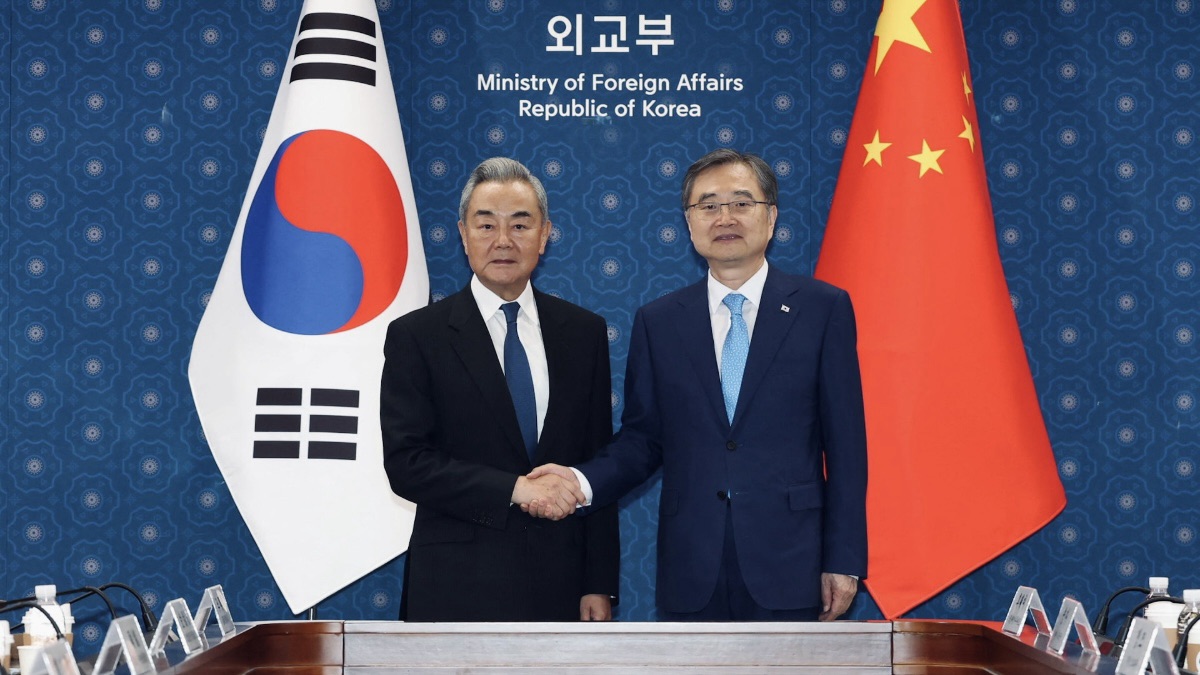 Wang Yi visits South Korea as Beijing and Seoul expand strategic cooperation